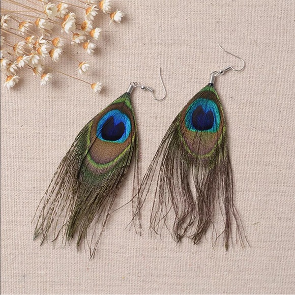 🦚LAST 1! Peacock Statement Earrings 🦚 - Picture 8 of 8